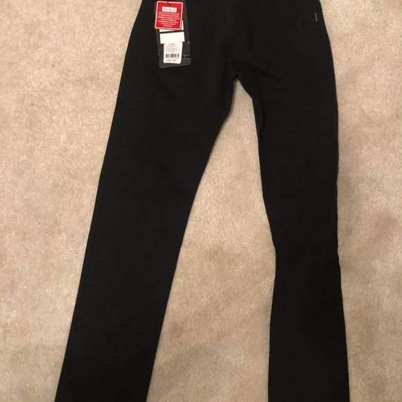 Brand New Jeans - Picture 2 of 6